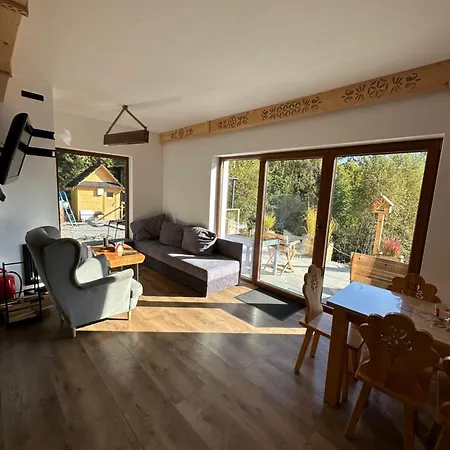 Z Jacuzzi, W Stylu Goralskim 자보자