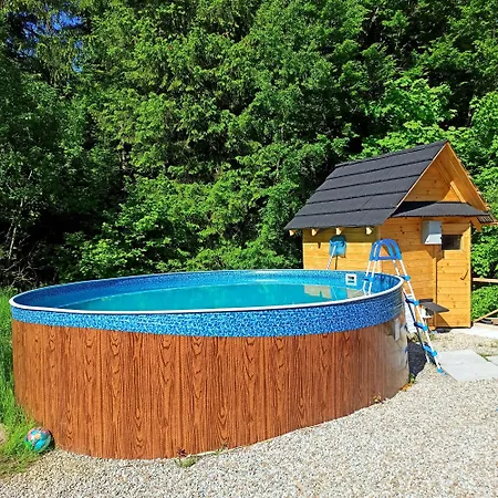 Z Jacuzzi, W Stylu Goralskim 자보자