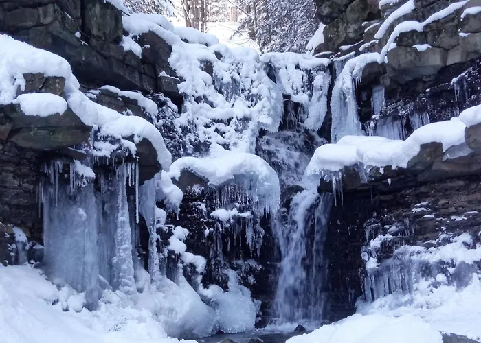Z Jacuzzi, W Stylu Góralskim Сasa de vacaciones Zawoja